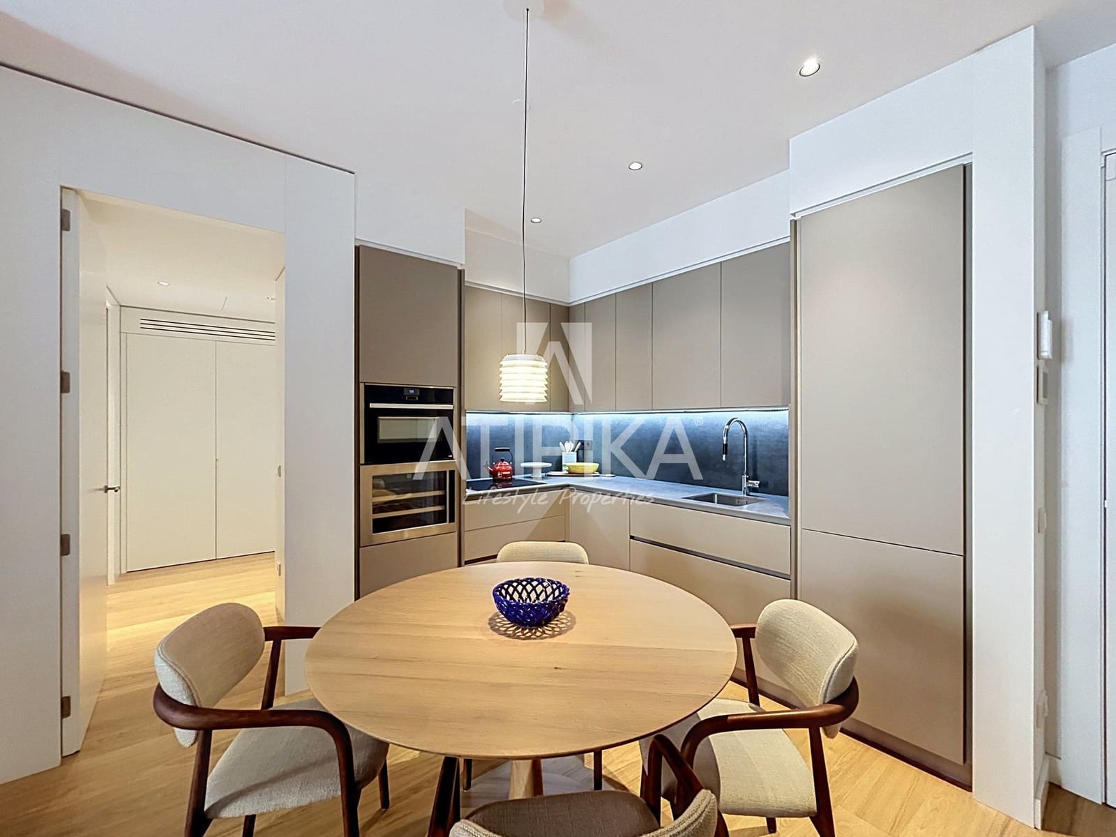 1 bedroom Apartment for sale in Barcelona city with pool - € 1,480,000 (Ref: 9964597)