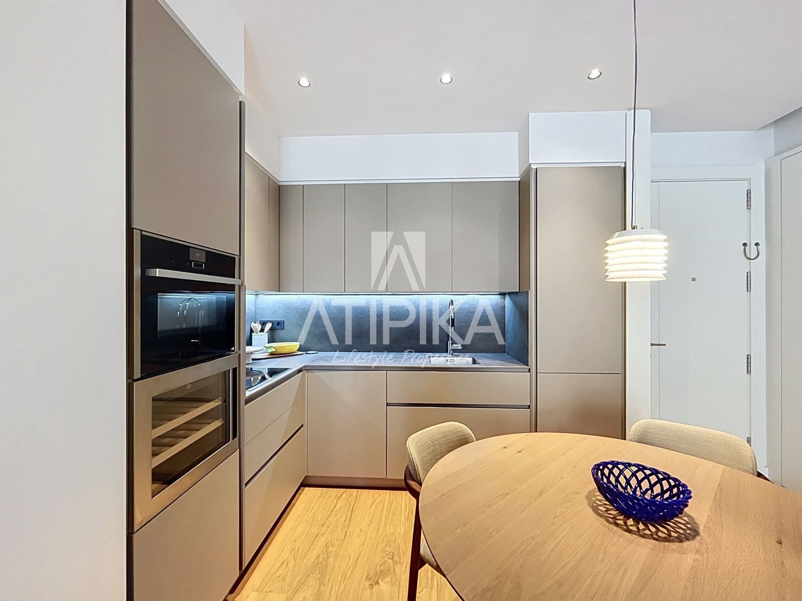 1 bedroom Apartment for sale in Barcelona city with pool - € 1,480,000 (Ref: 9964597)