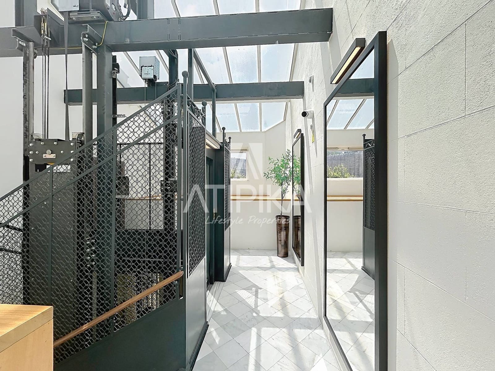 1 bedroom Apartment for sale in Barcelona city with pool - € 1,480,000 (Ref: 9964597)