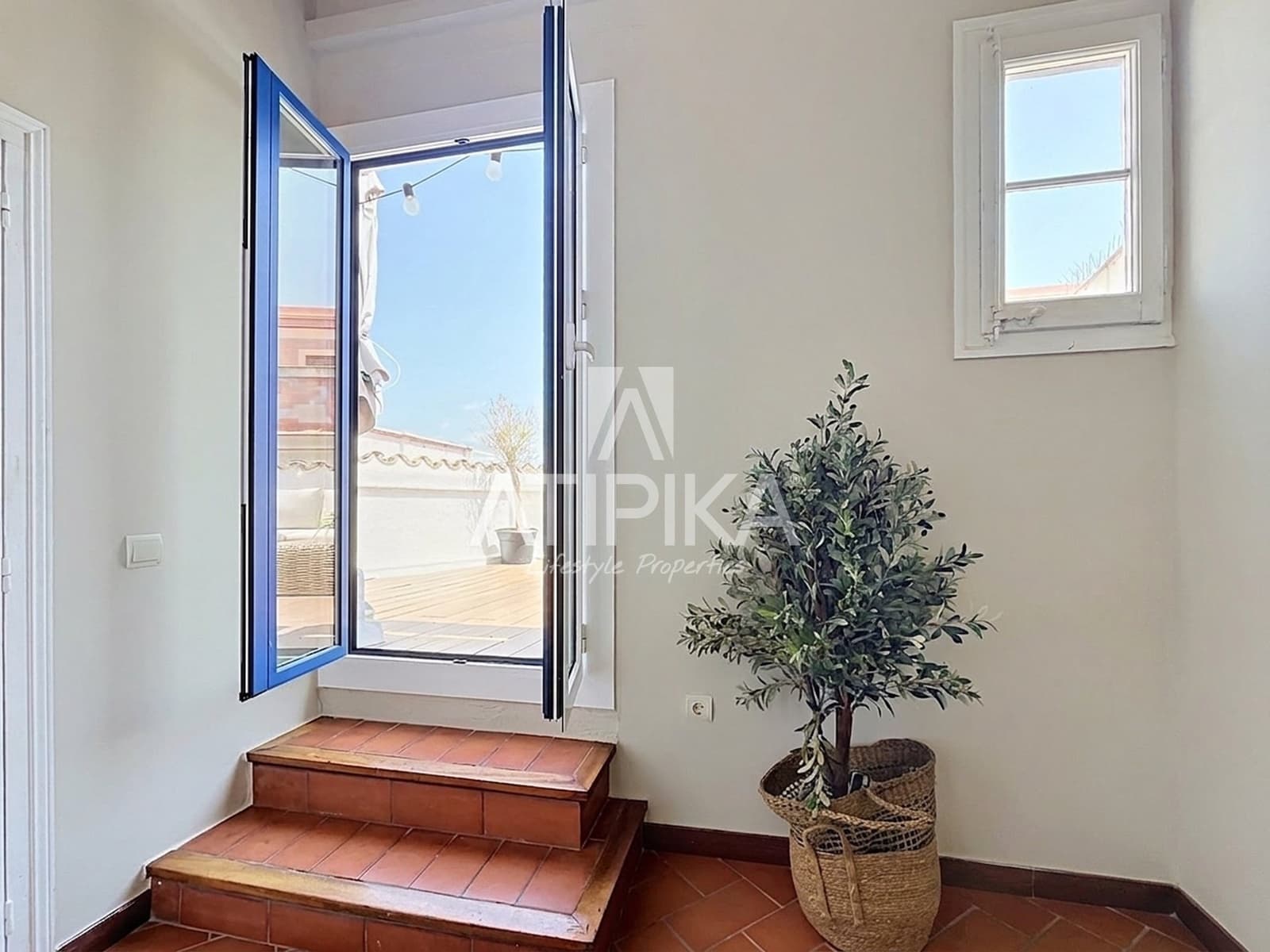 Villa for sale in Sitges - € 1,200,000 (Ref: 9969152)