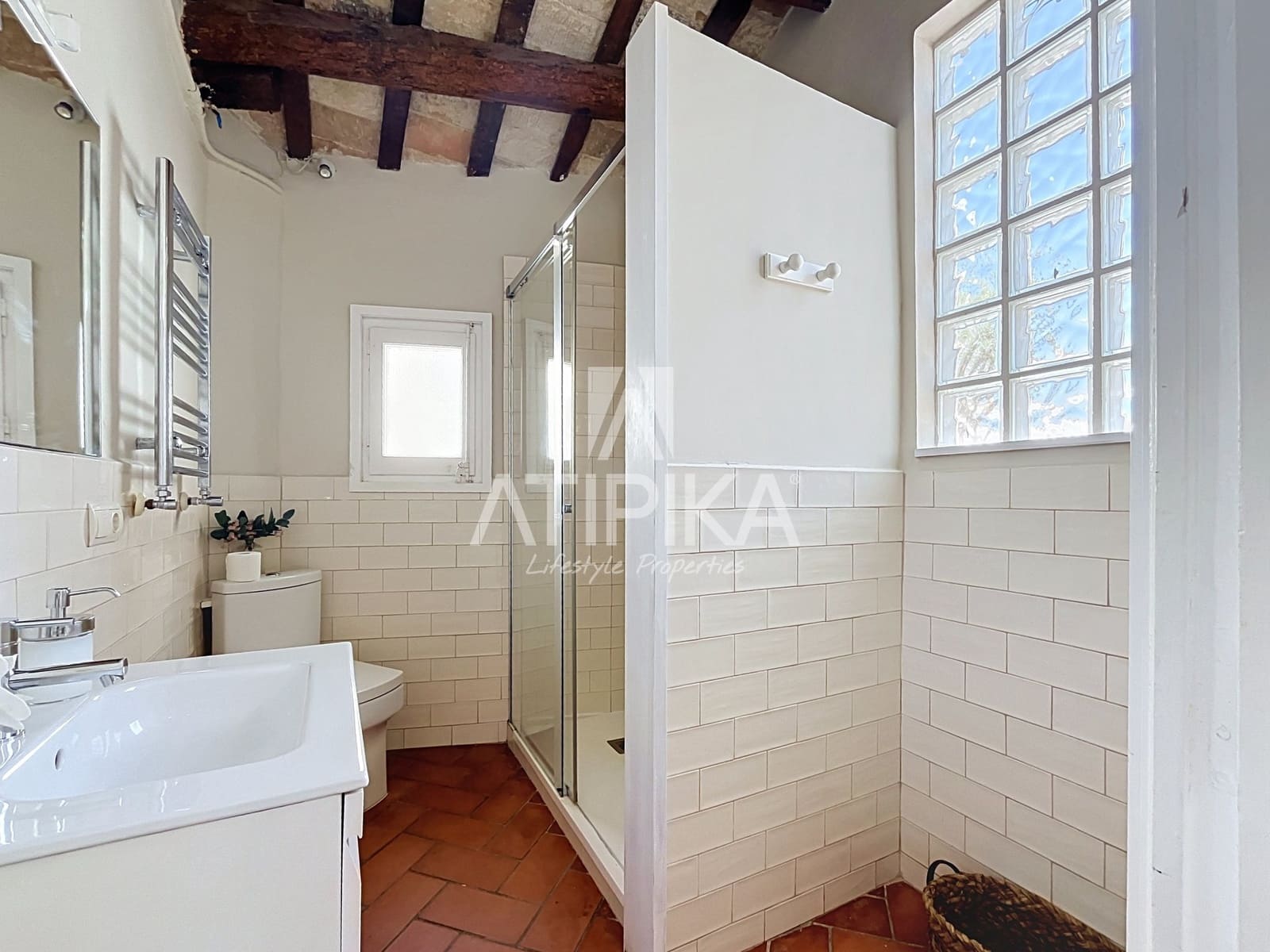 Villa for sale in Sitges - € 1,200,000 (Ref: 9969152)