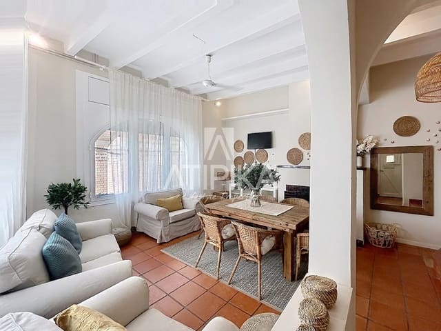 Villa til salg i Sitges - € 1.200.000 (Ref: 9969152)