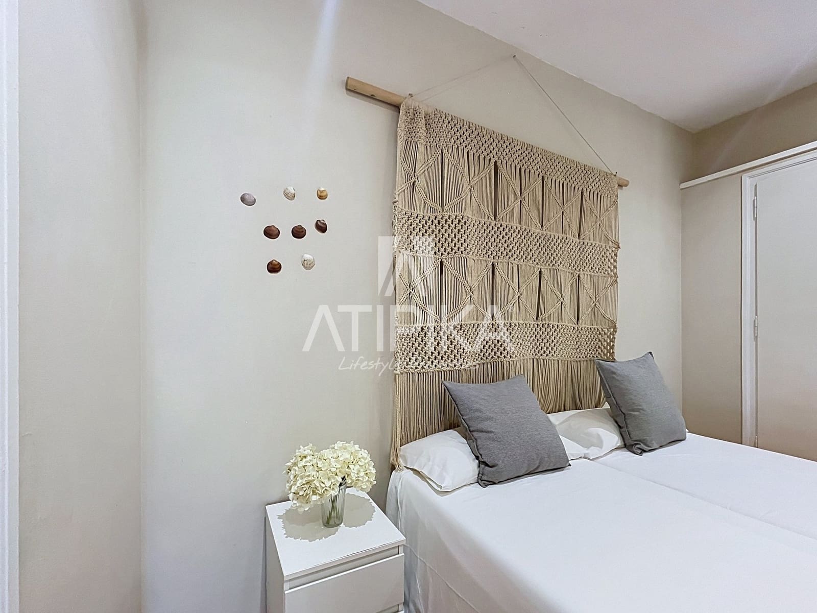Villa for sale in Sitges - € 1,200,000 (Ref: 9969152)