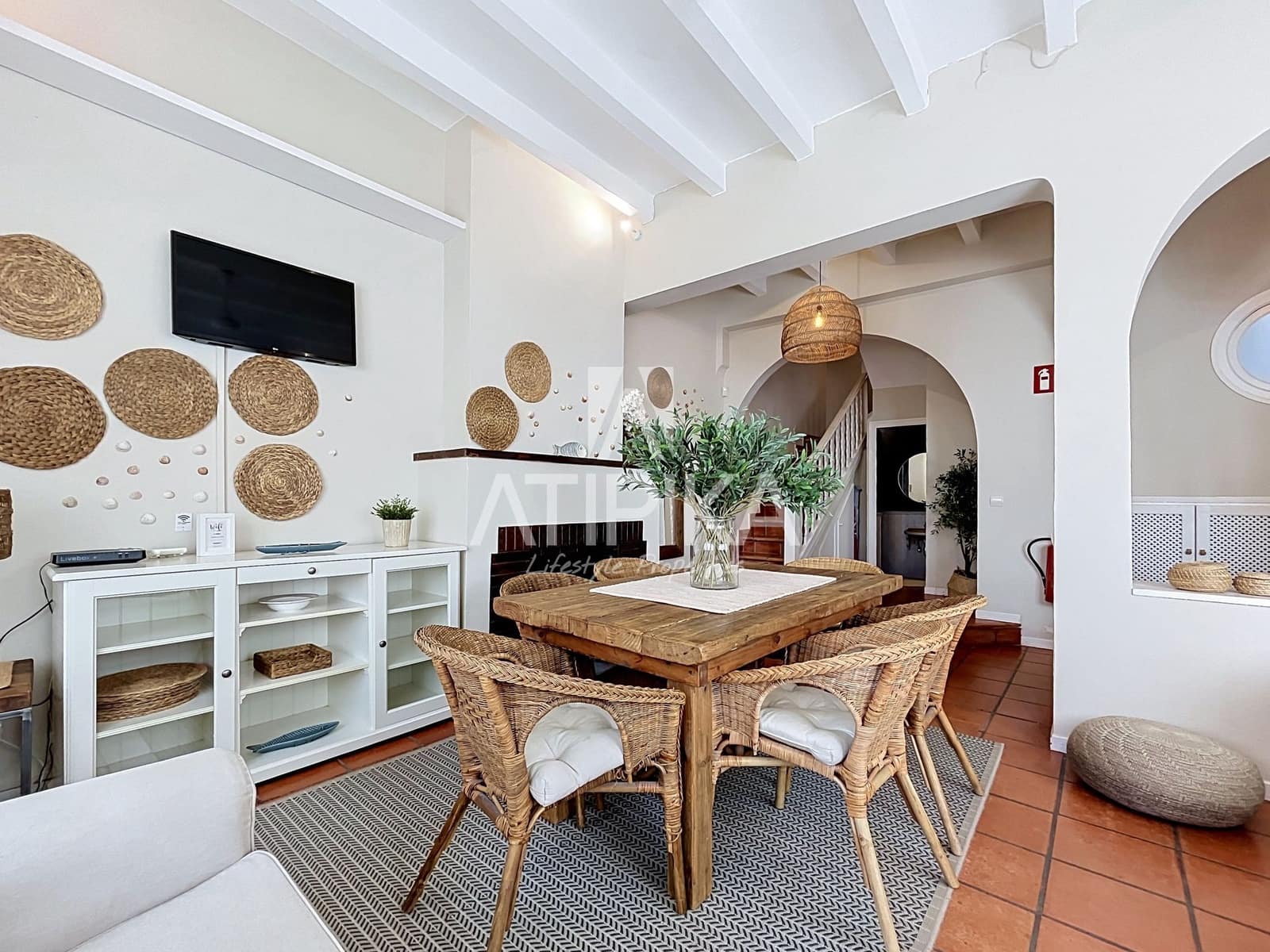 Villa for sale in Sitges - € 1,200,000 (Ref: 9969152)