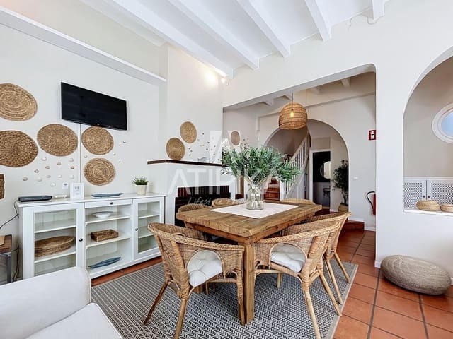 Villa til salg i Sitges - € 1.200.000 (Ref: 9969152)