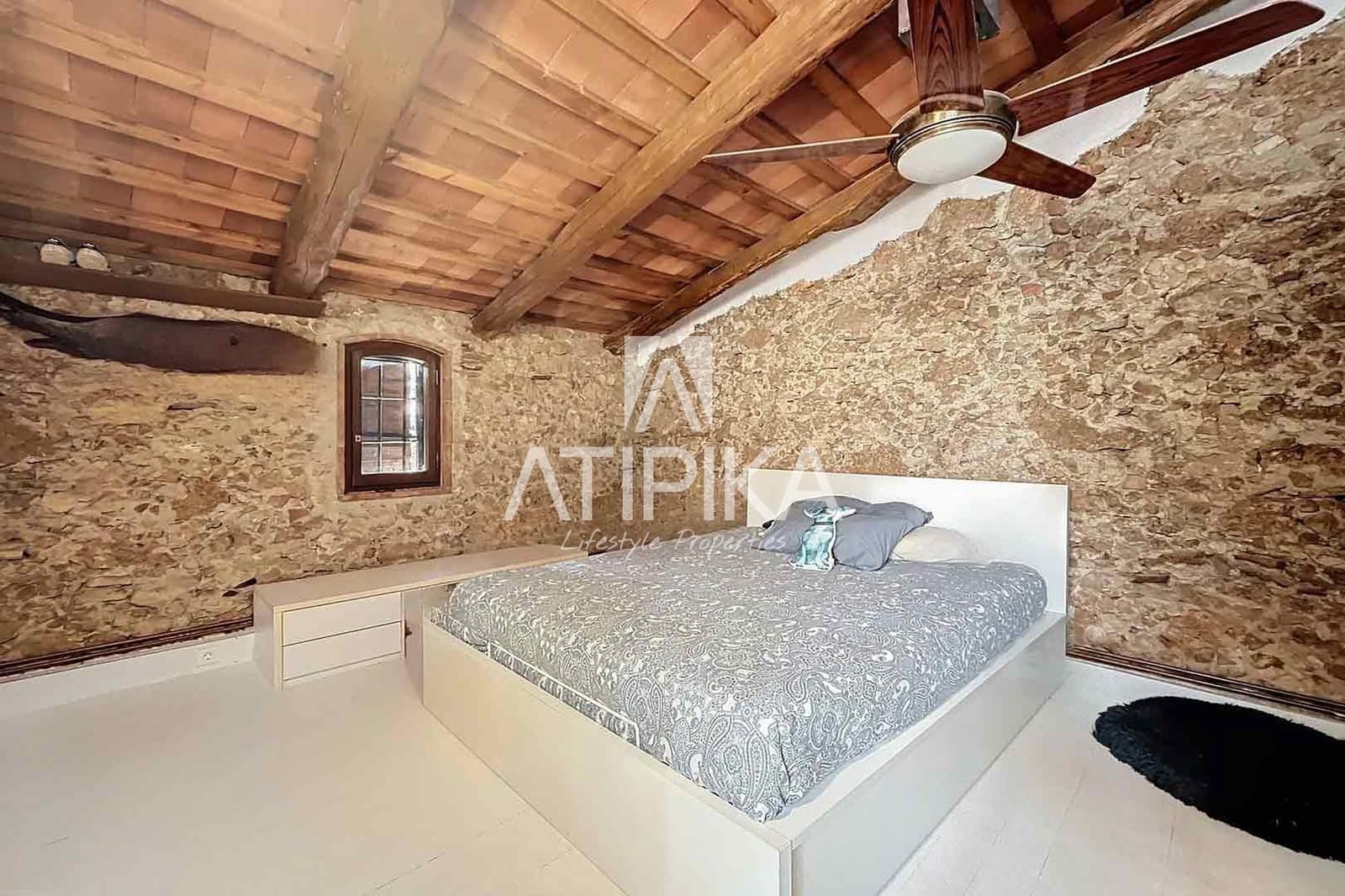 Finca/Casa Rural de 7 habitaciones en Gelida en venta con piscina - 1.600.000 € (Ref: 9972767)
