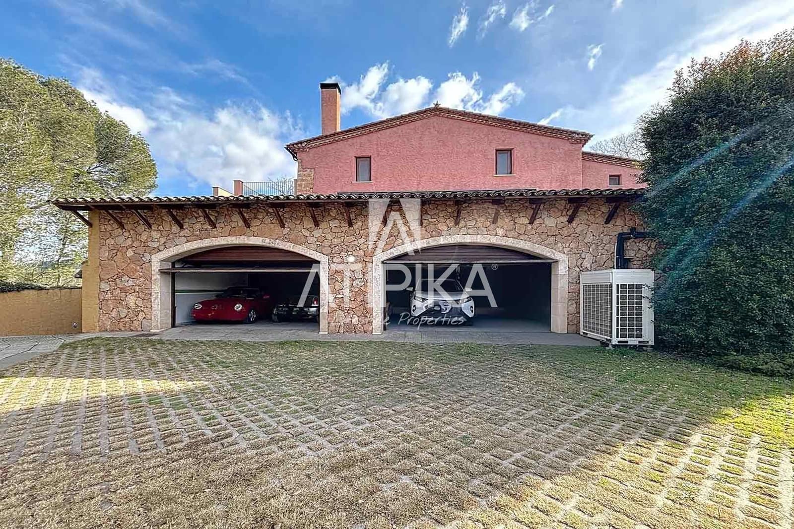 Finca/Casa Rural de 7 habitaciones en Gelida en venta con piscina - 1.600.000 € (Ref: 9972767)