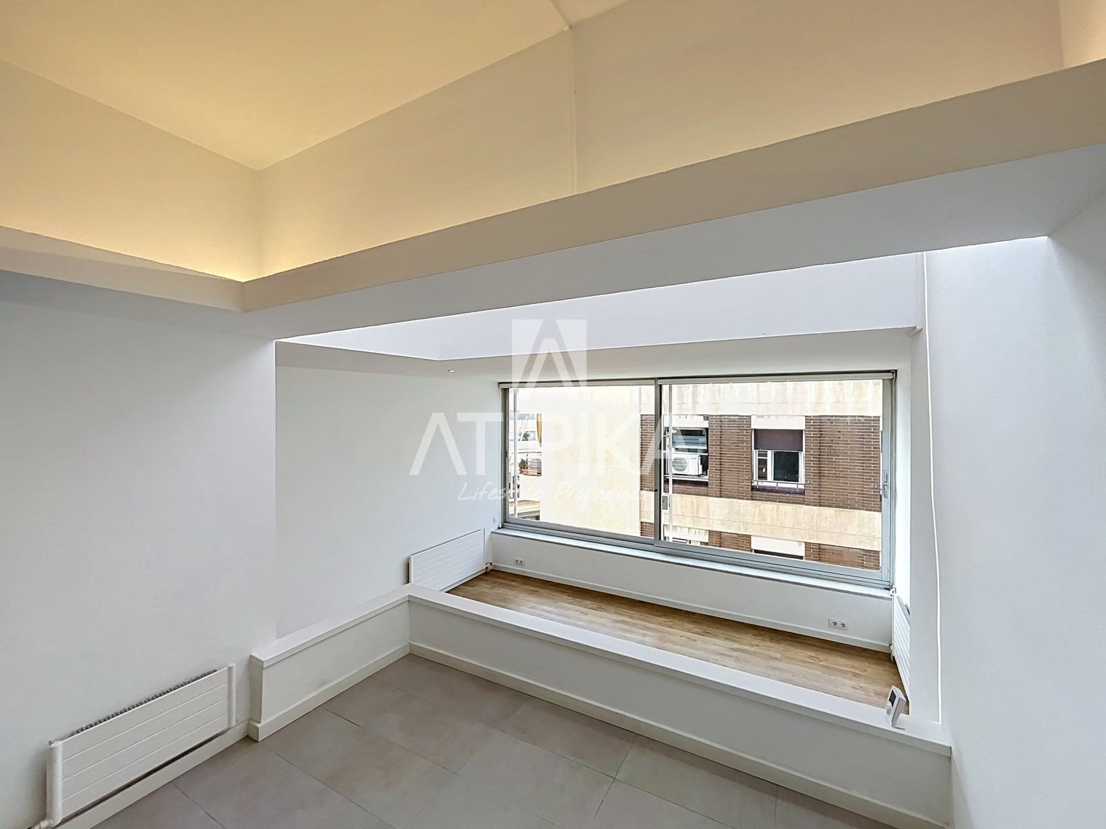 3 slaapkamer Penthouse te koop in Barcelona stad met zwembad - € 1.250.000 (Ref: 9976712)