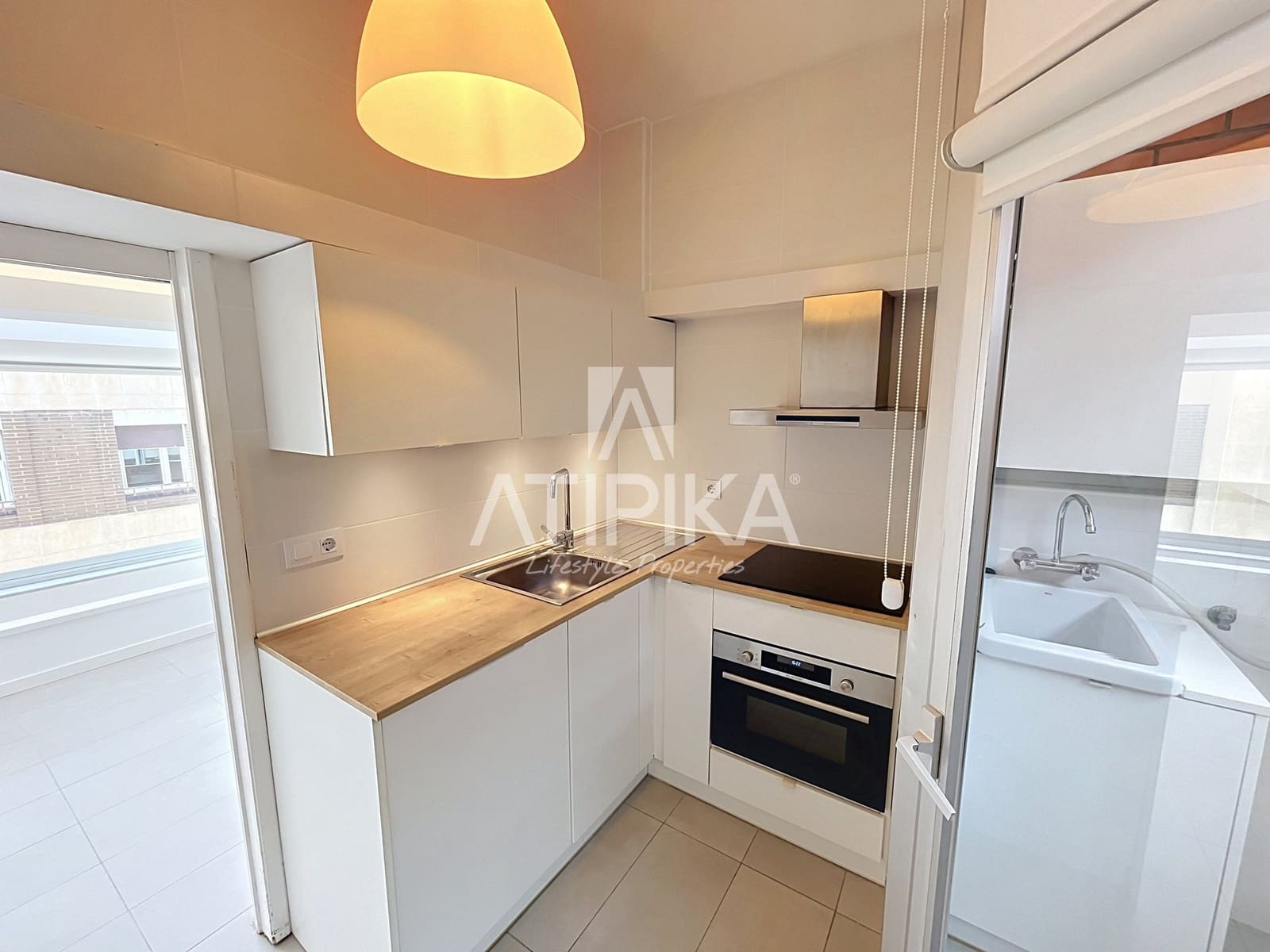 3 slaapkamer Penthouse te koop in Barcelona stad met zwembad - € 1.250.000 (Ref: 9976712)