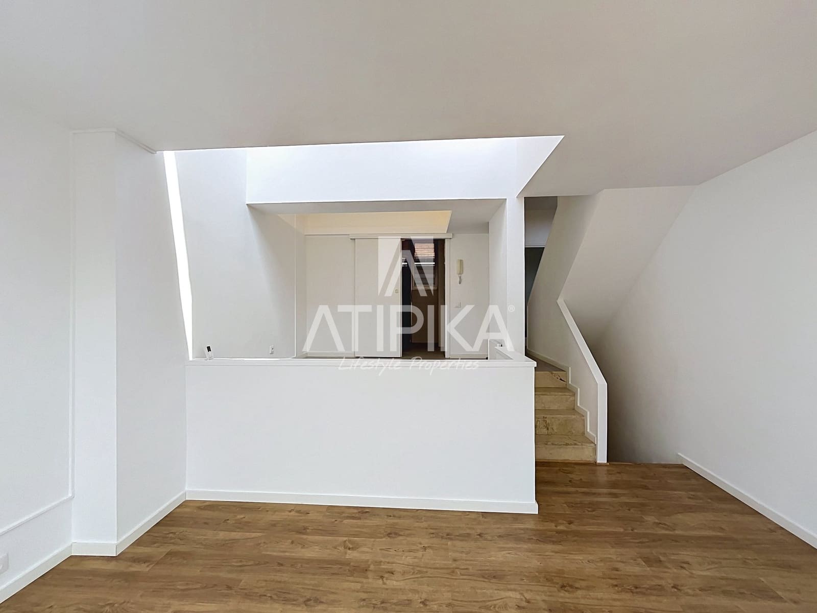 3 slaapkamer Penthouse te koop in Barcelona stad met zwembad - € 1.250.000 (Ref: 9976712)