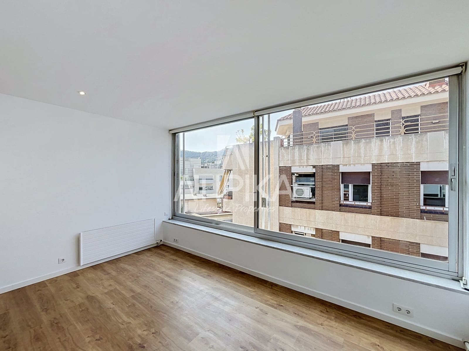 3 slaapkamer Penthouse te koop in Barcelona stad met zwembad - € 1.250.000 (Ref: 9976712)