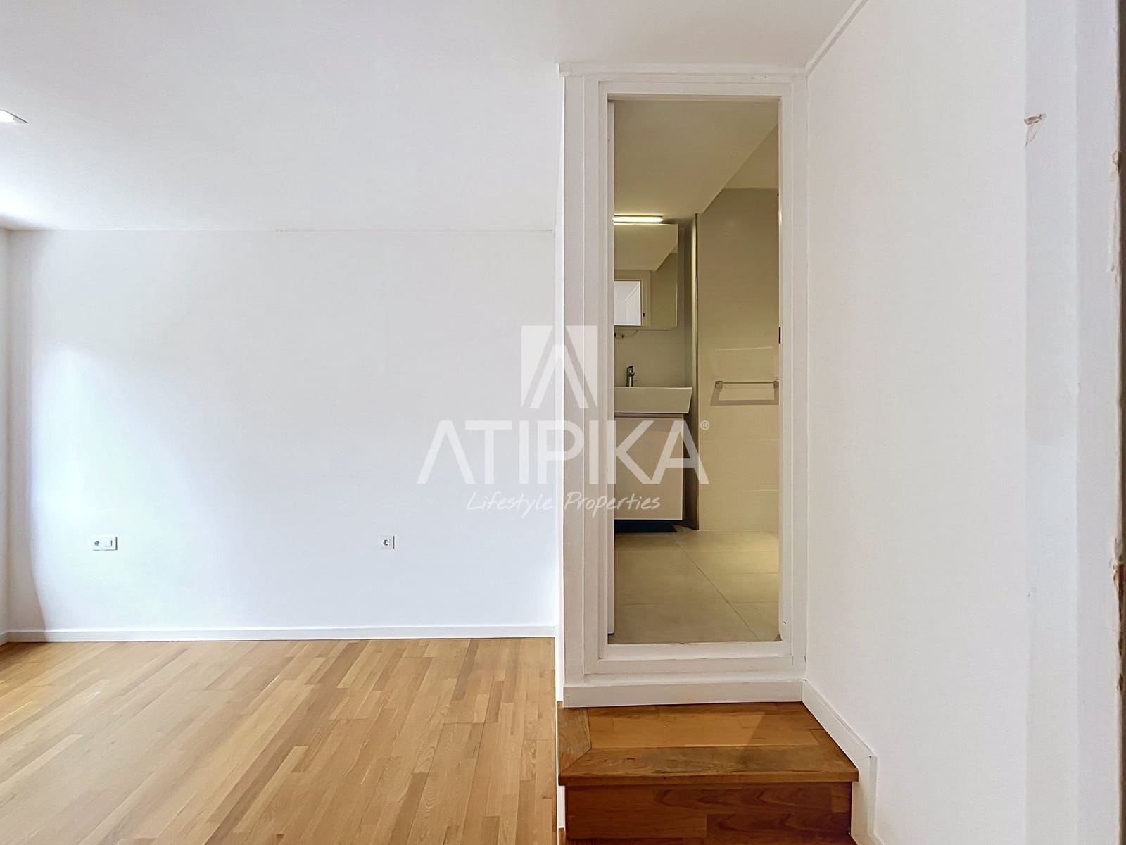 3 slaapkamer Penthouse te koop in Barcelona stad met zwembad - € 1.250.000 (Ref: 9976712)