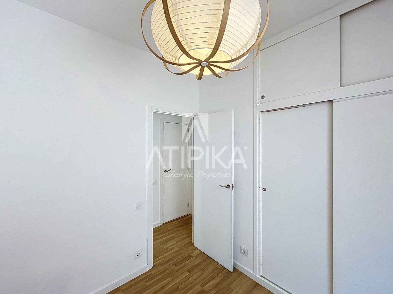 3 slaapkamer Penthouse te koop in Barcelona stad met zwembad - € 1.250.000 (Ref: 9976712)
