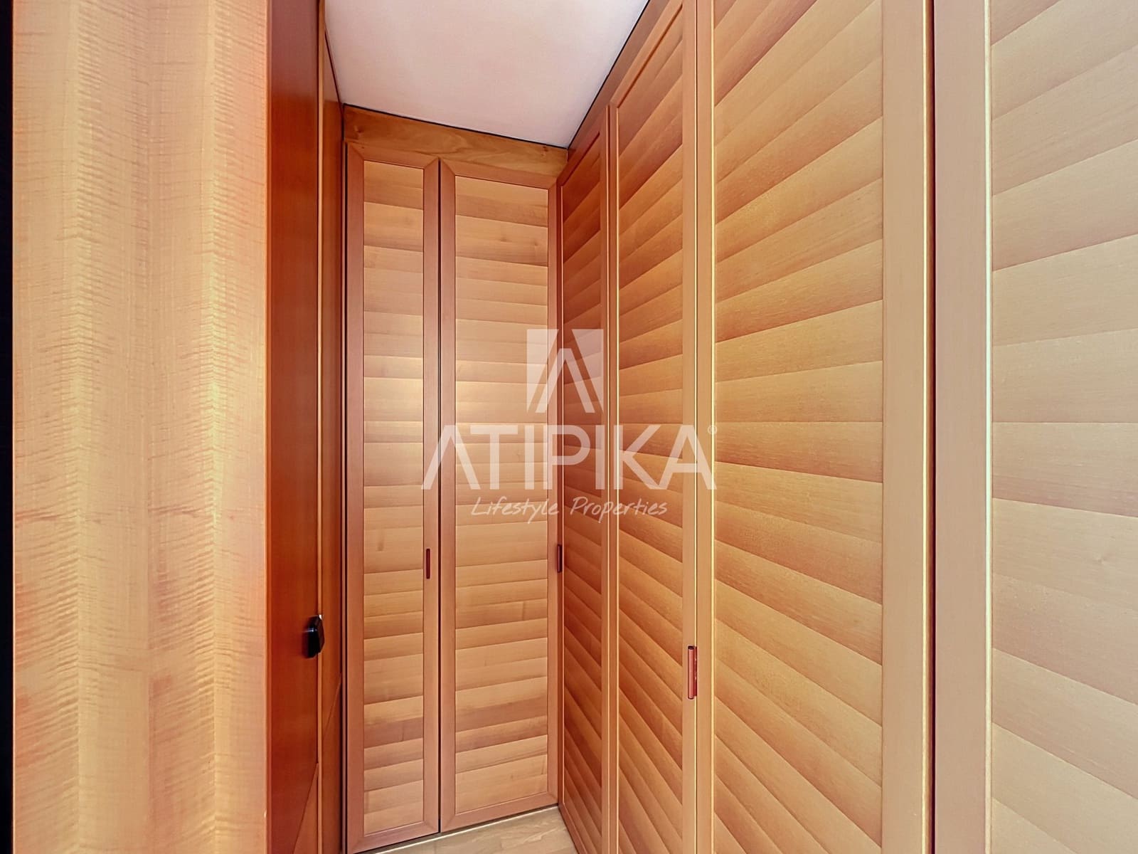 3 slaapkamer Penthouse te koop in Barcelona stad met zwembad - € 1.250.000 (Ref: 9976712)