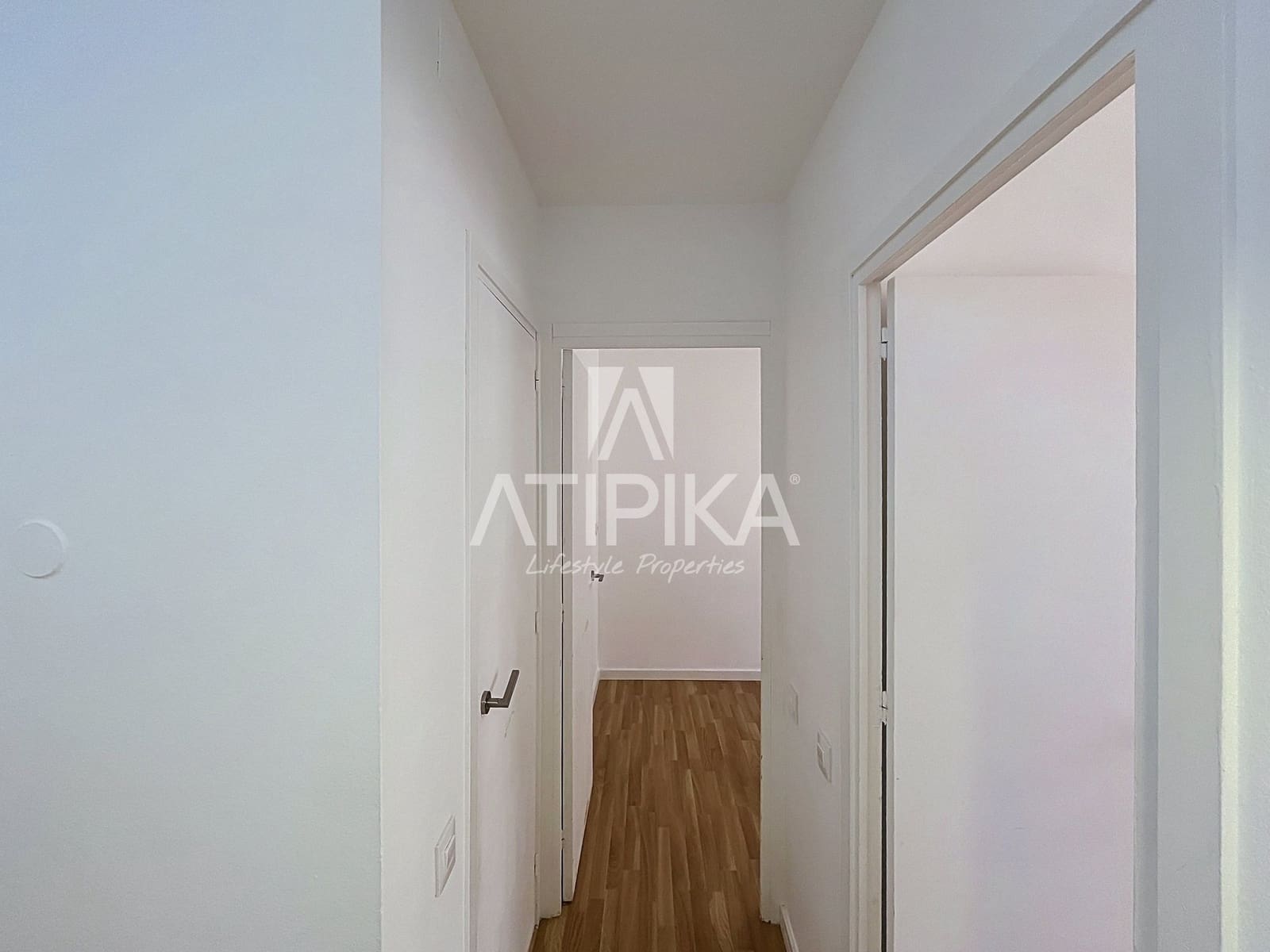 3 slaapkamer Penthouse te koop in Barcelona stad met zwembad - € 1.250.000 (Ref: 9976712)