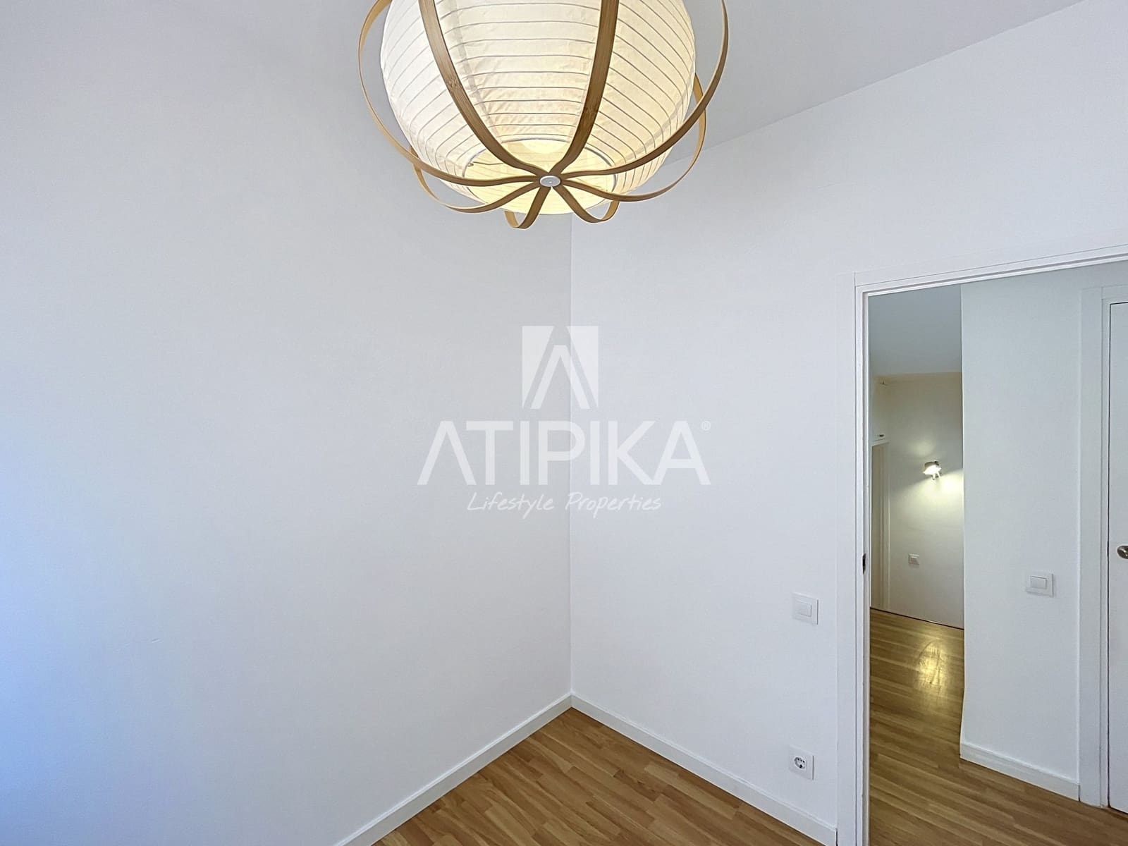3 slaapkamer Penthouse te koop in Barcelona stad met zwembad - € 1.250.000 (Ref: 9976712)