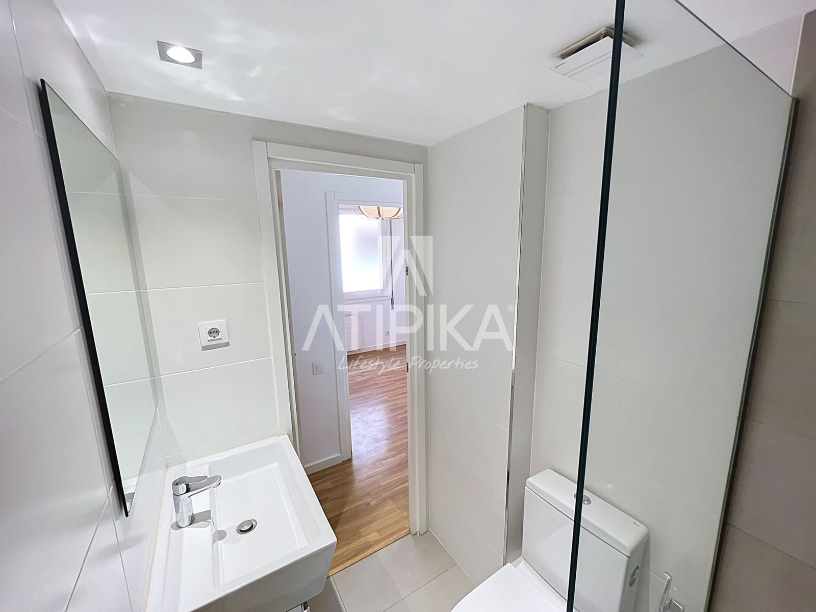3 slaapkamer Penthouse te koop in Barcelona stad met zwembad - € 1.250.000 (Ref: 9976712)