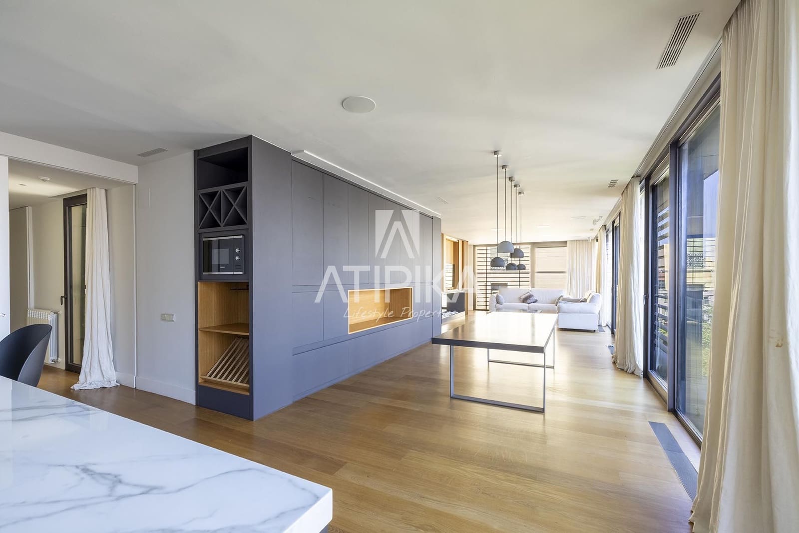 5 quarto Penthouse para arrendar em Barcelona cidade - 15 000 € (Ref: 9976713)