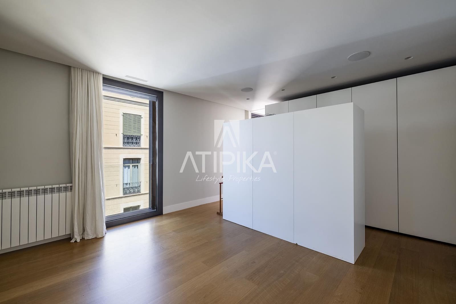 5 quarto Penthouse para arrendar em Barcelona cidade - 15 000 € (Ref: 9976713)
