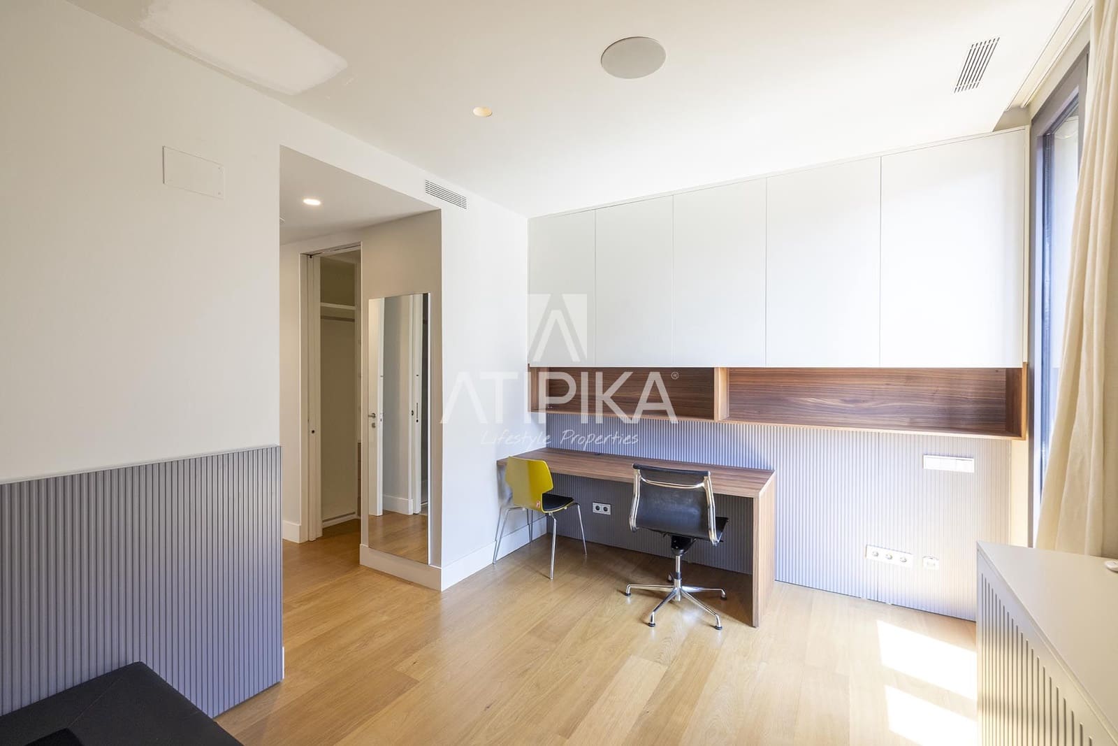 5 quarto Penthouse para arrendar em Barcelona cidade - 15 000 € (Ref: 9976713)