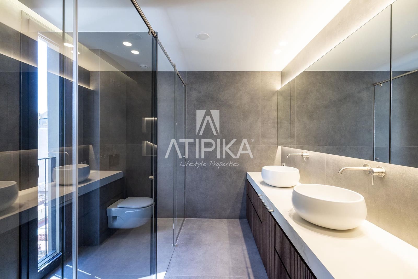 5 quarto Penthouse para arrendar em Barcelona cidade - 15 000 € (Ref: 9976713)