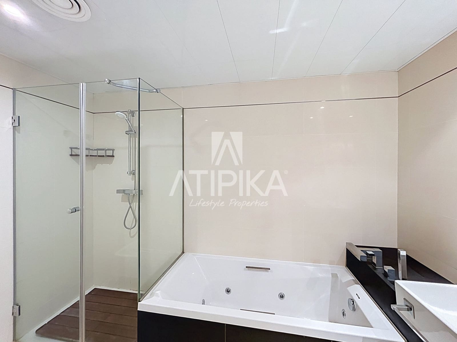 Apartamento de 4 habitaciones en Barcelona ciudad en venta con piscina - 1.430.000 € (Ref: 9978106)