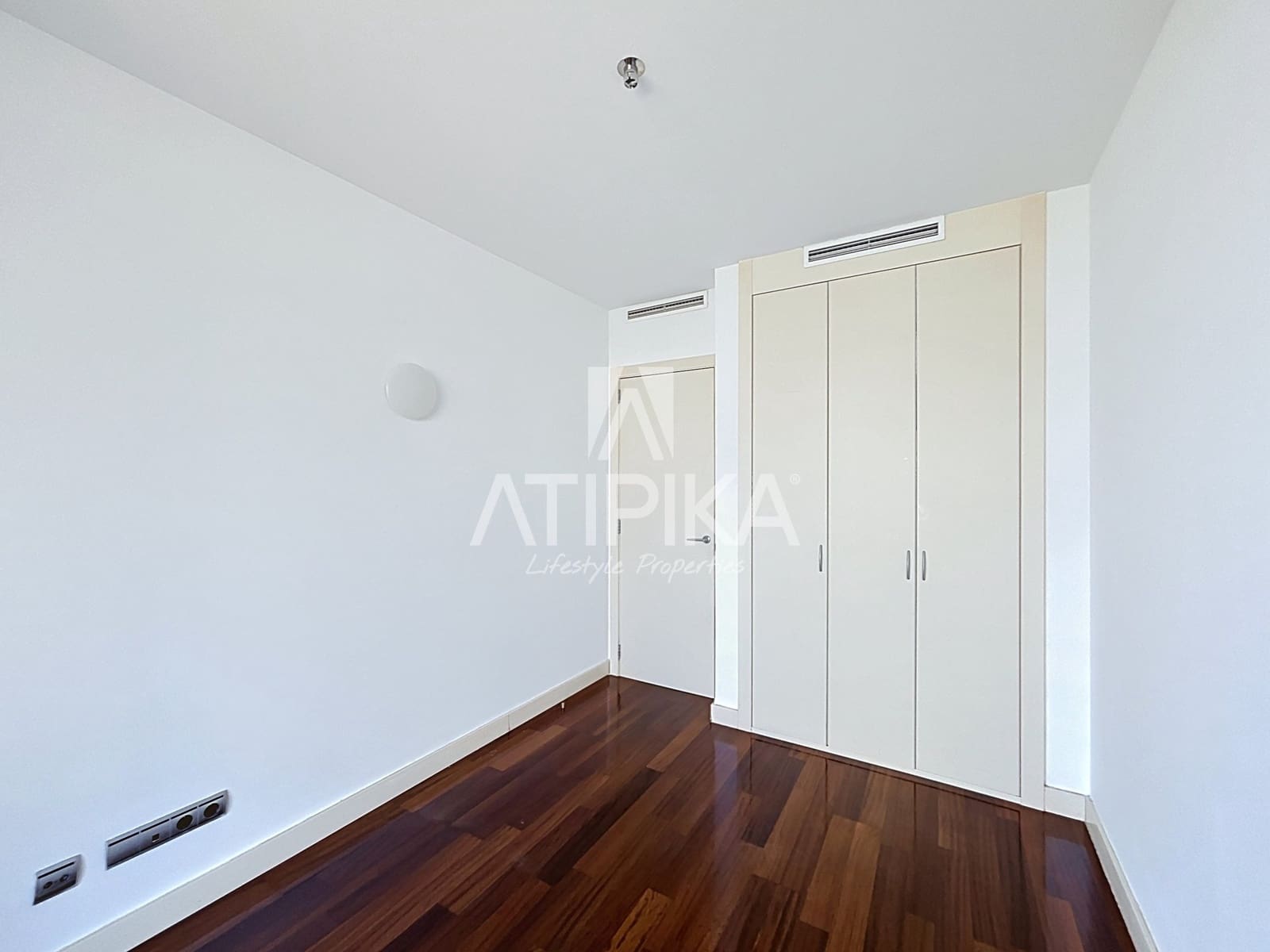 Apartamento de 4 habitaciones en Barcelona ciudad en venta con piscina - 1.430.000 € (Ref: 9978106)