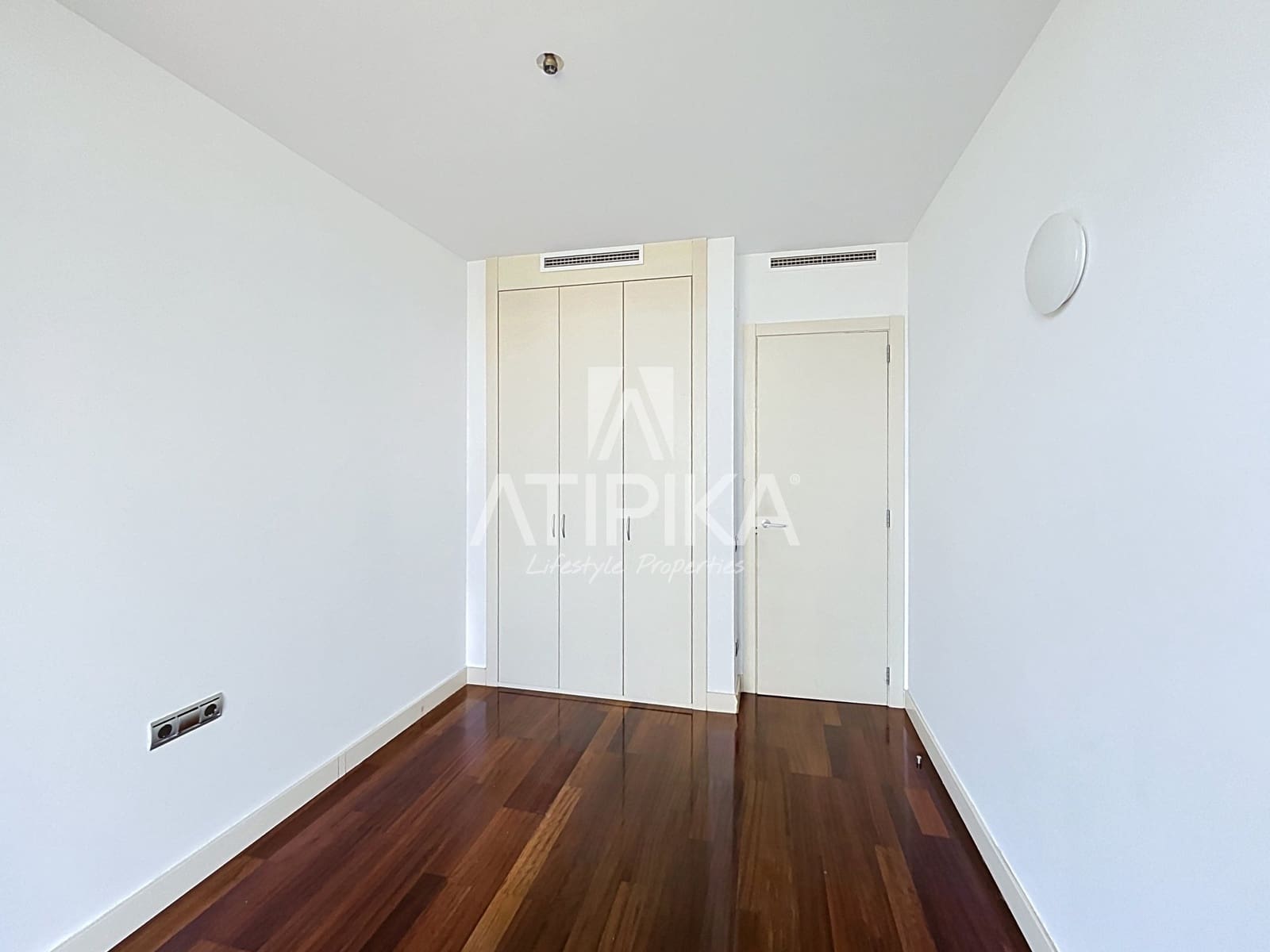 Apartamento de 4 habitaciones en Barcelona ciudad en venta con piscina - 1.430.000 € (Ref: 9978106)