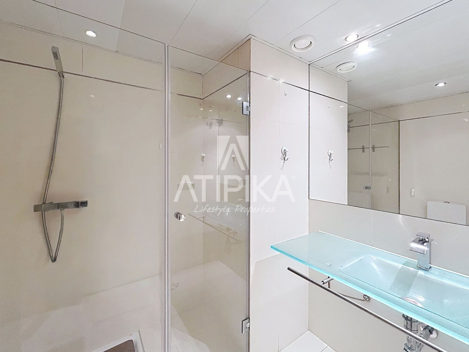 Apartamento de 4 habitaciones en Barcelona ciudad en venta con piscina - 1.430.000 € (Ref: 9978106)