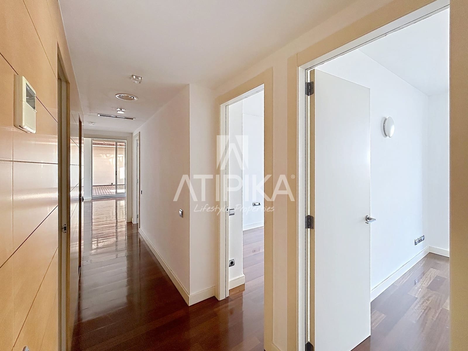 Apartamento de 4 habitaciones en Barcelona ciudad en venta con piscina - 1.430.000 € (Ref: 9978106)