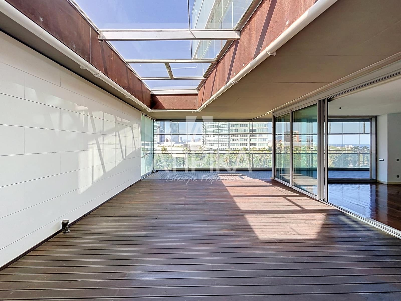 Apartamento de 4 habitaciones en Barcelona ciudad en venta con piscina - 1.430.000 € (Ref: 9978106)