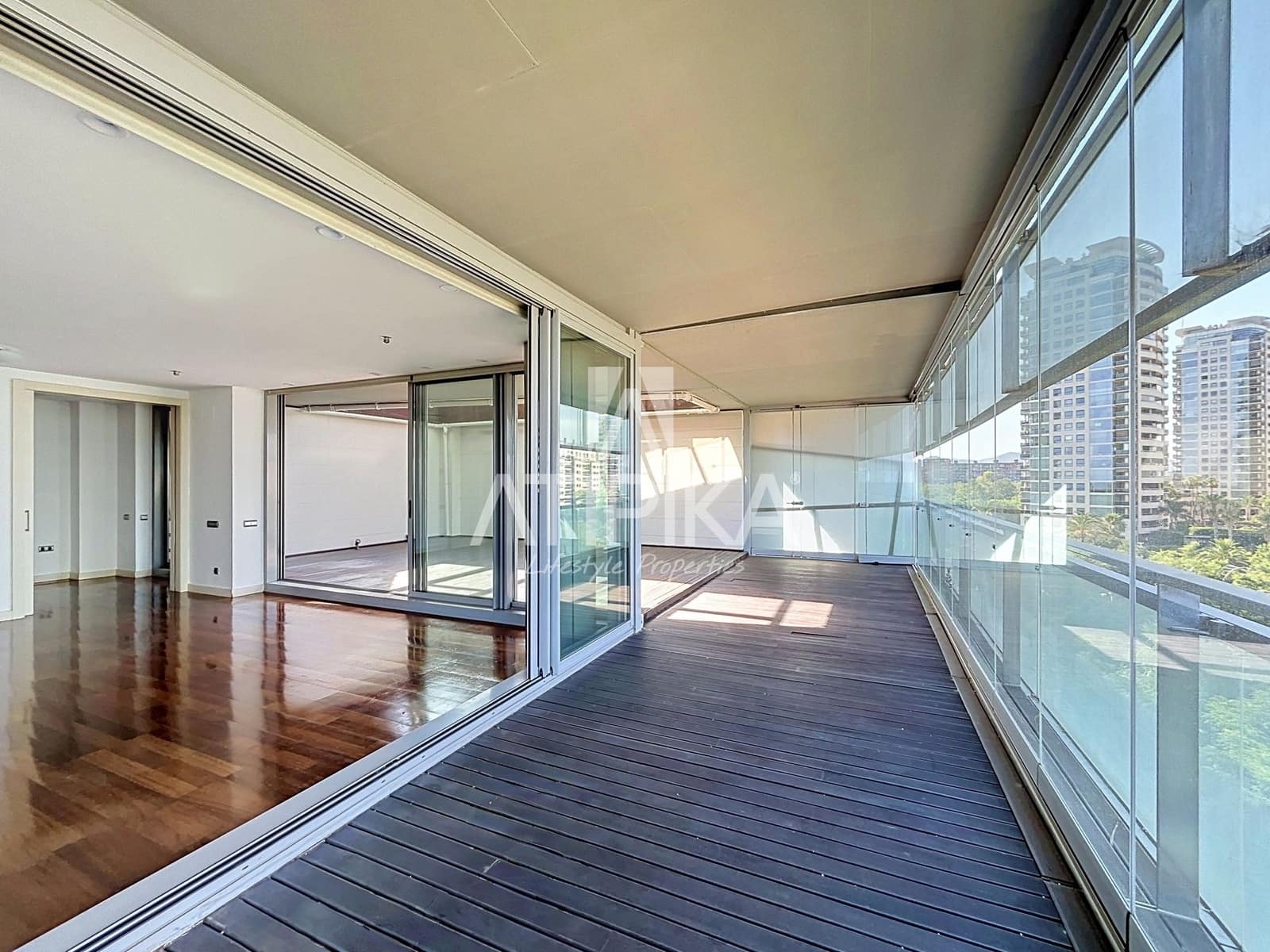 Apartamento de 4 habitaciones en Barcelona ciudad en venta con piscina - 1.430.000 € (Ref: 9978106)