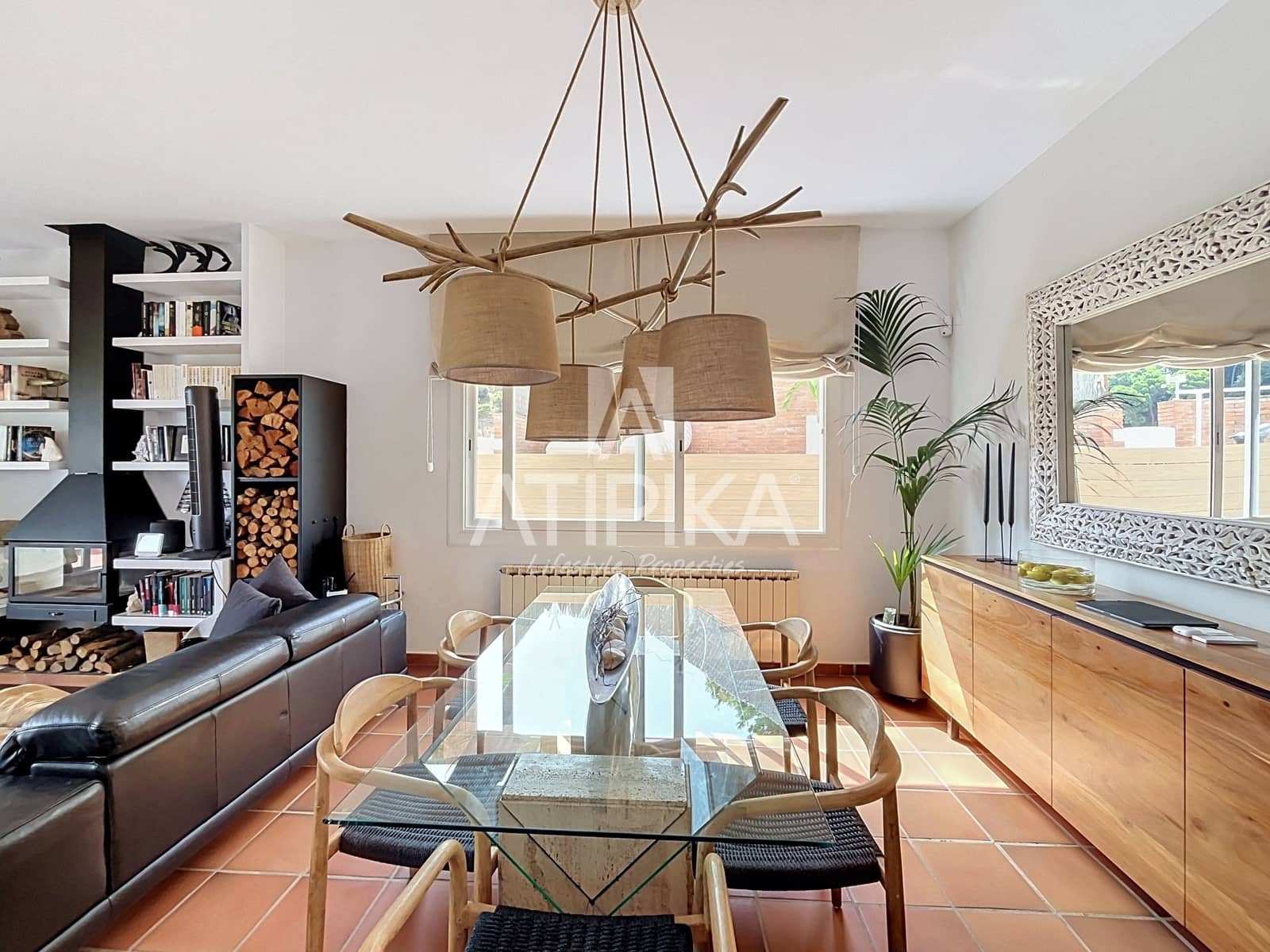 6 quarto Moradia para venda em Sant Andreu de Llavaneres com piscina - 1 050 000 € (Ref: 9984261)