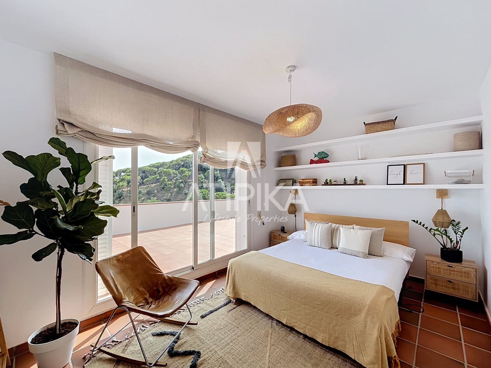 6 quarto Moradia para venda em Sant Andreu de Llavaneres com piscina - 1 050 000 € (Ref: 9984261)