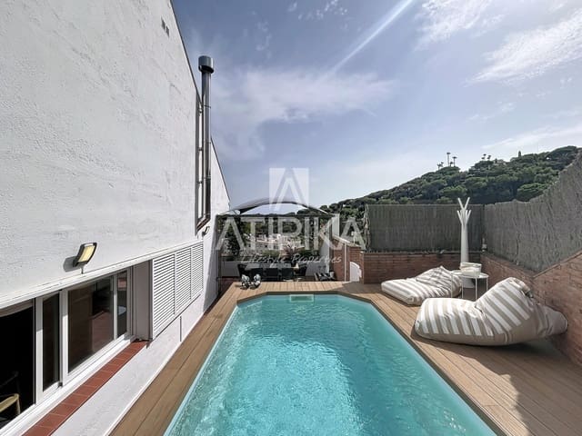 6 soveværelse Villa til salg i Sant Andreu de Llavaneres med swimmingpool - € 1.050.000 (Ref: 9984261)