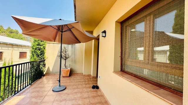 4 bedroom Townhouse for sale in Beceite - € 250,000 (Ref: 10003865)