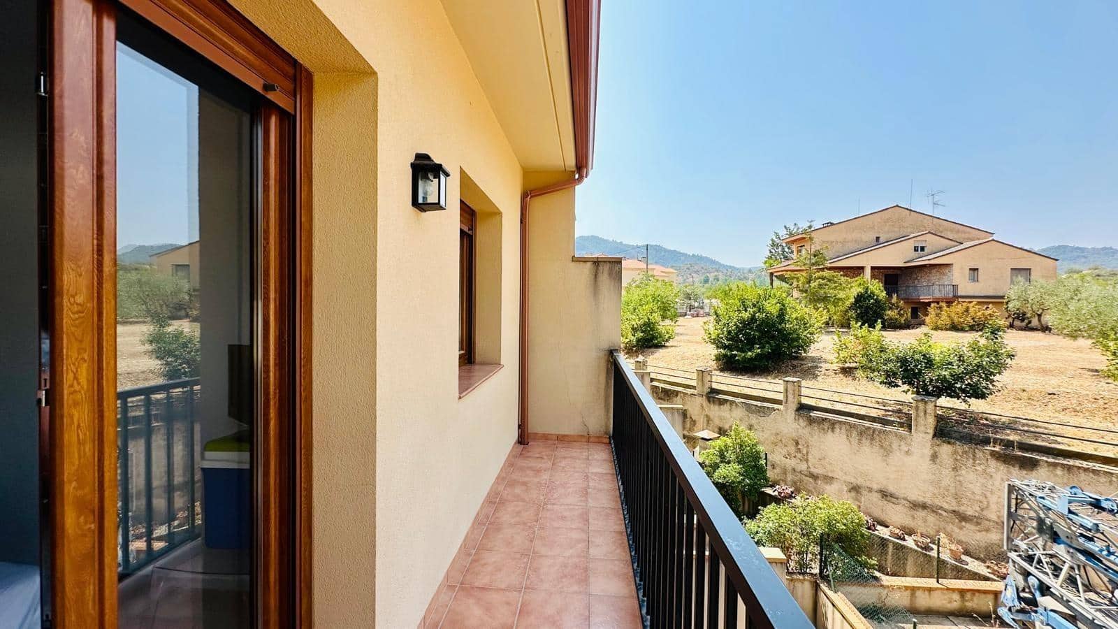 4 bedroom Townhouse for sale in Beceite - € 250,000 (Ref: 10003865)