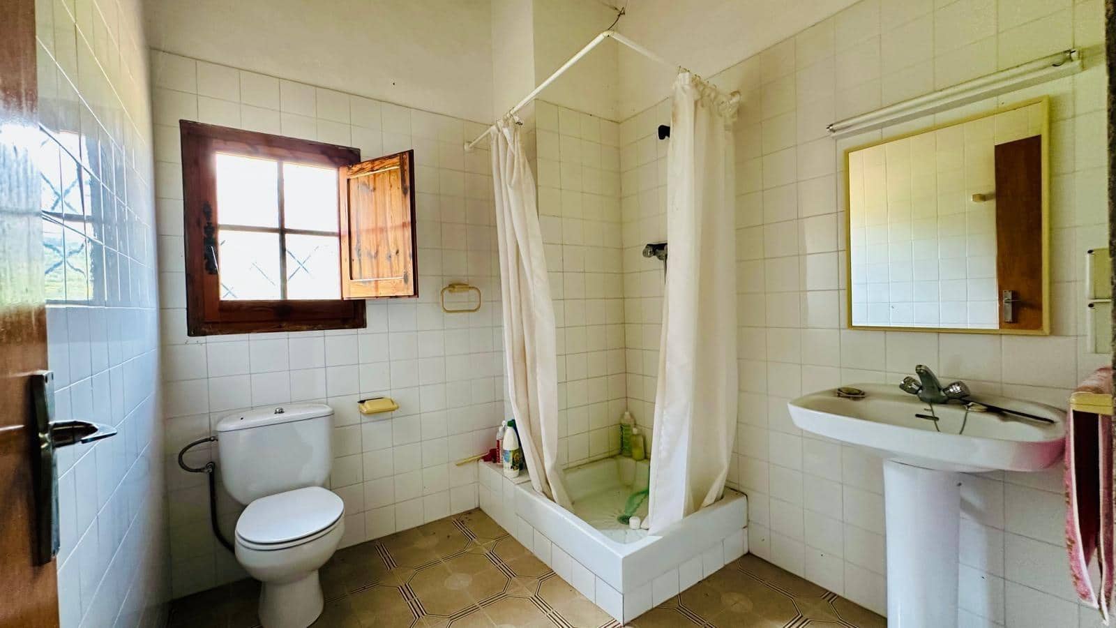 2 soveværelse Finca/Landehus til salg i Horta de Sant Joan - € 380.000 (Ref: 10011597)