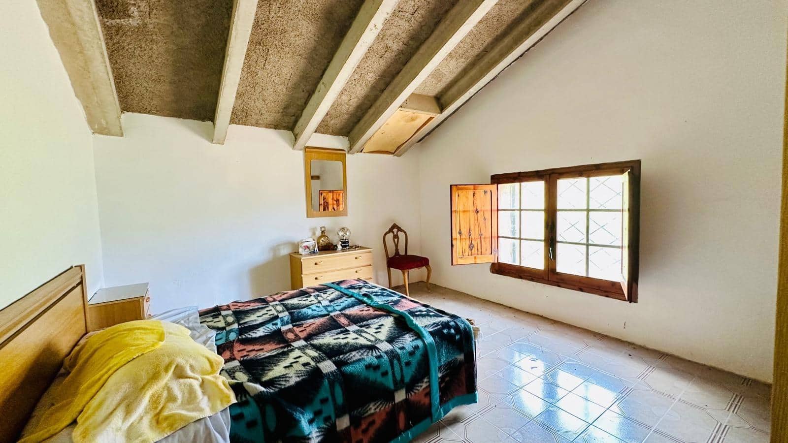 2 soveværelse Finca/Landehus til salg i Horta de Sant Joan - € 380.000 (Ref: 10011597)