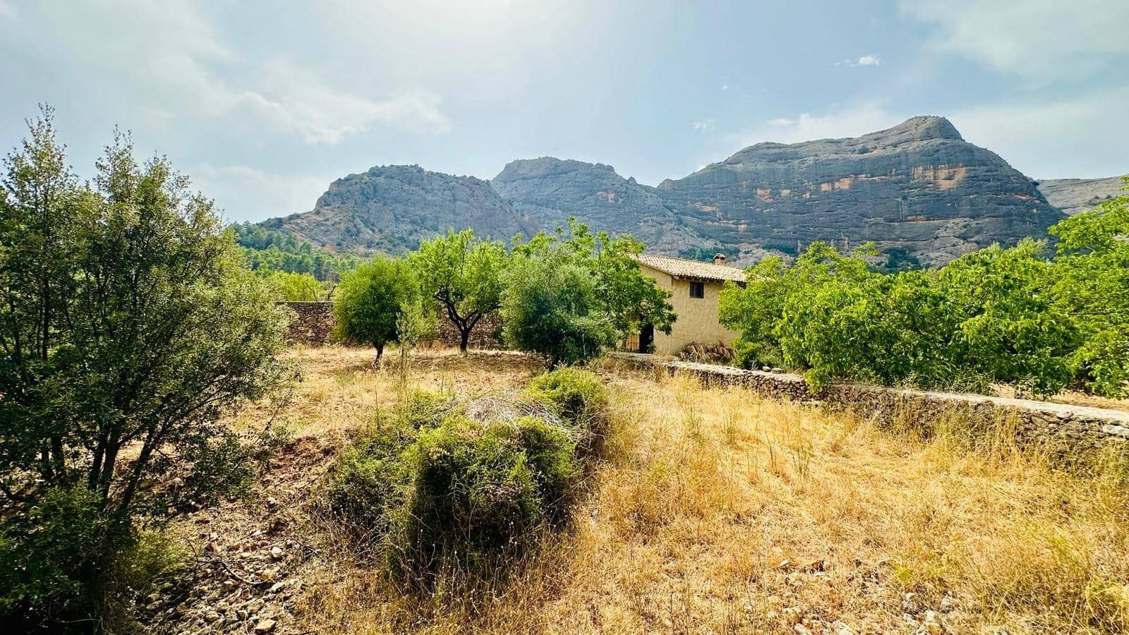 2 soveværelse Finca/Landehus til salg i Horta de Sant Joan - € 380.000 (Ref: 10011597)