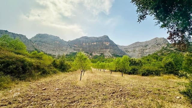 2 soveværelse Finca/Landehus til salg i Horta de Sant Joan - € 380.000 (Ref: 10011597)