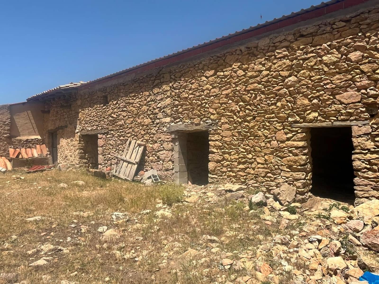 1 bedroom Finca/Country House for sale in Penarroya de Tastavins - € 420,000 (Ref: 10013460)