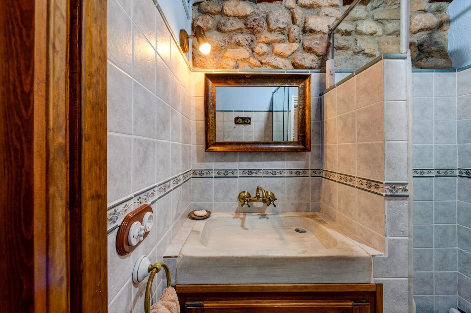 3 bedroom Finca/Country House for sale in Arnes - € 290,000 (Ref: 10043181)