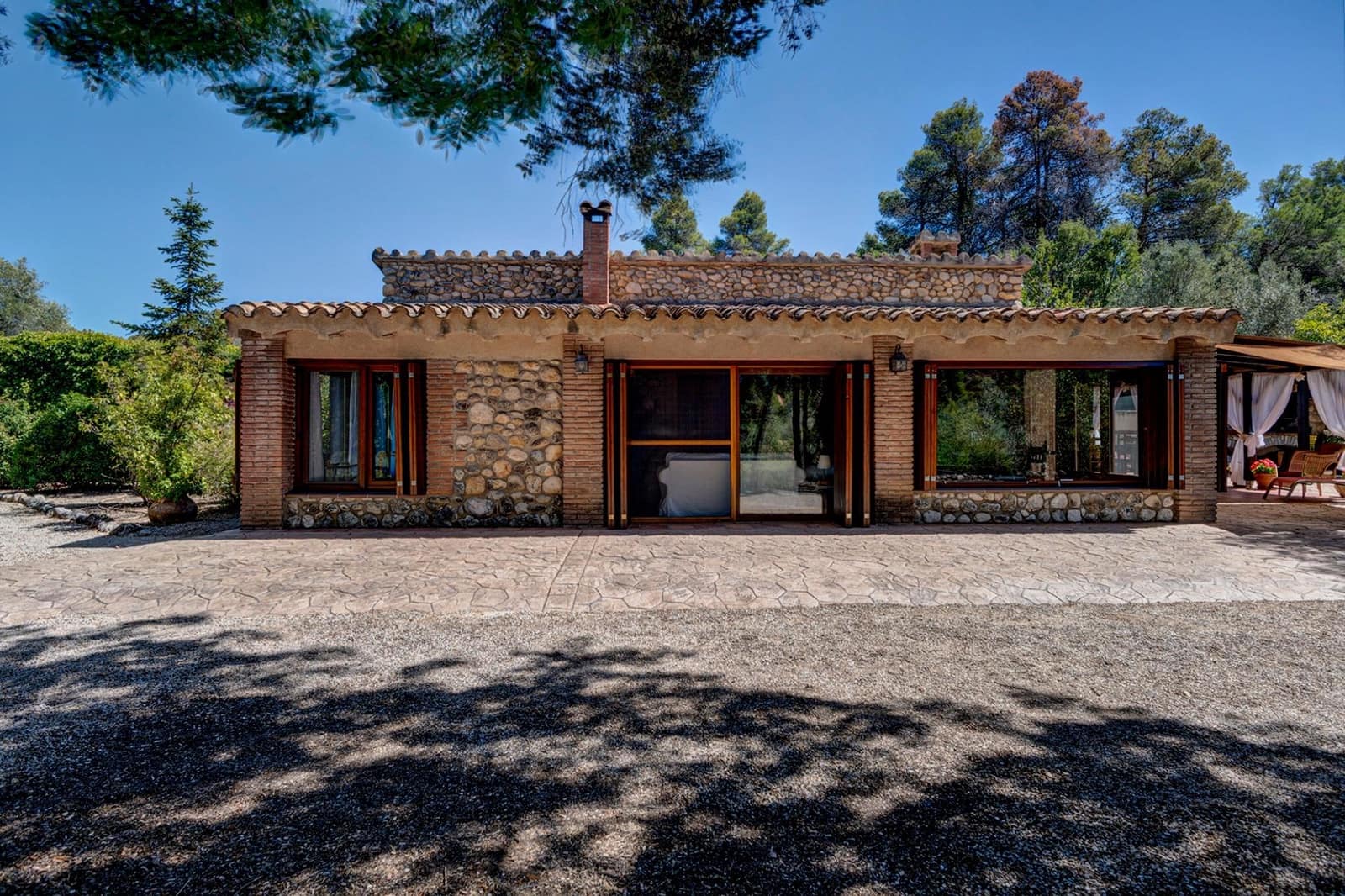 3 bedroom Finca/Country House for sale in Arnes - € 290,000 (Ref: 10043181)