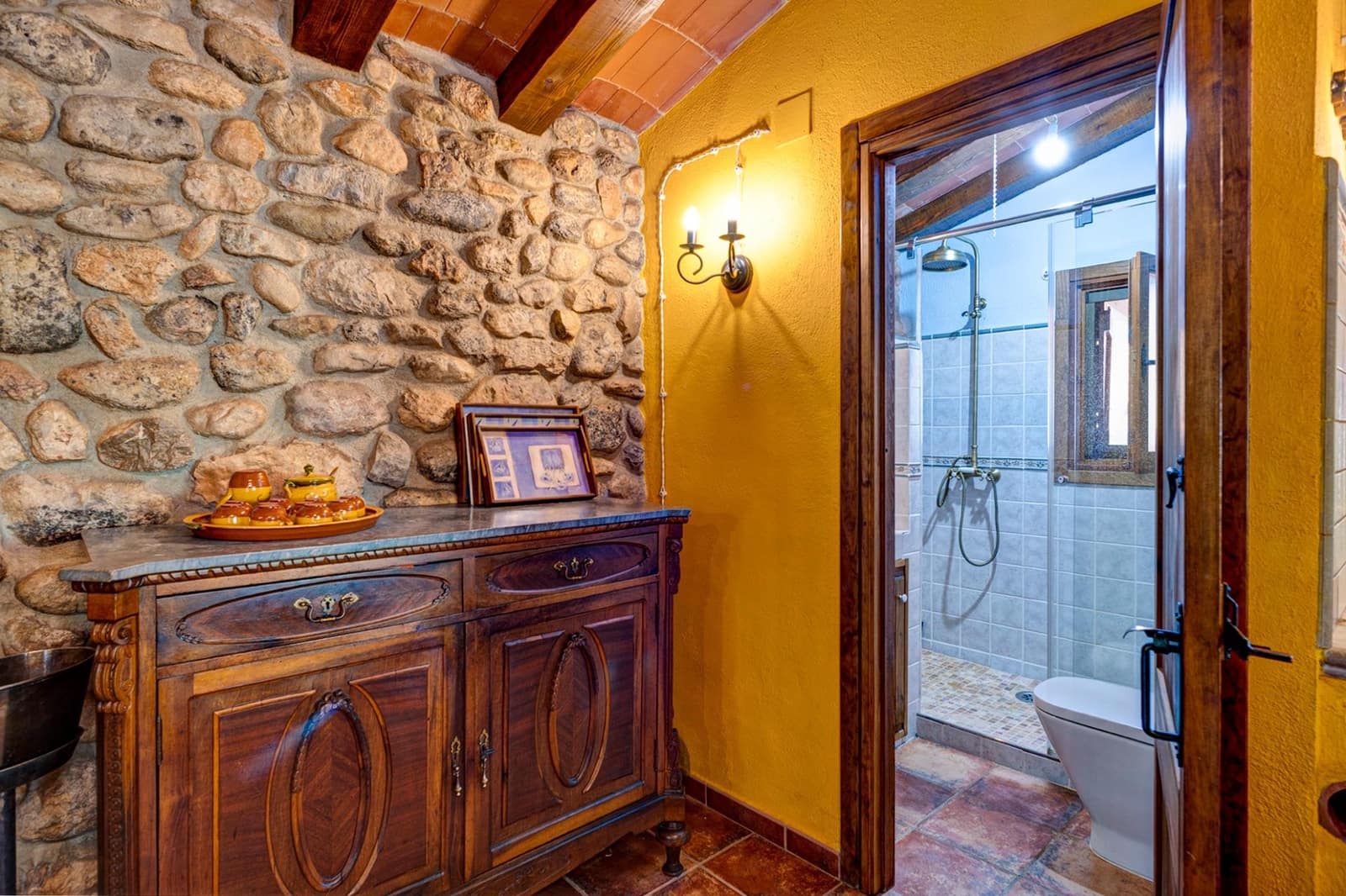 3 bedroom Finca/Country House for sale in Arnes - € 290,000 (Ref: 10043181)