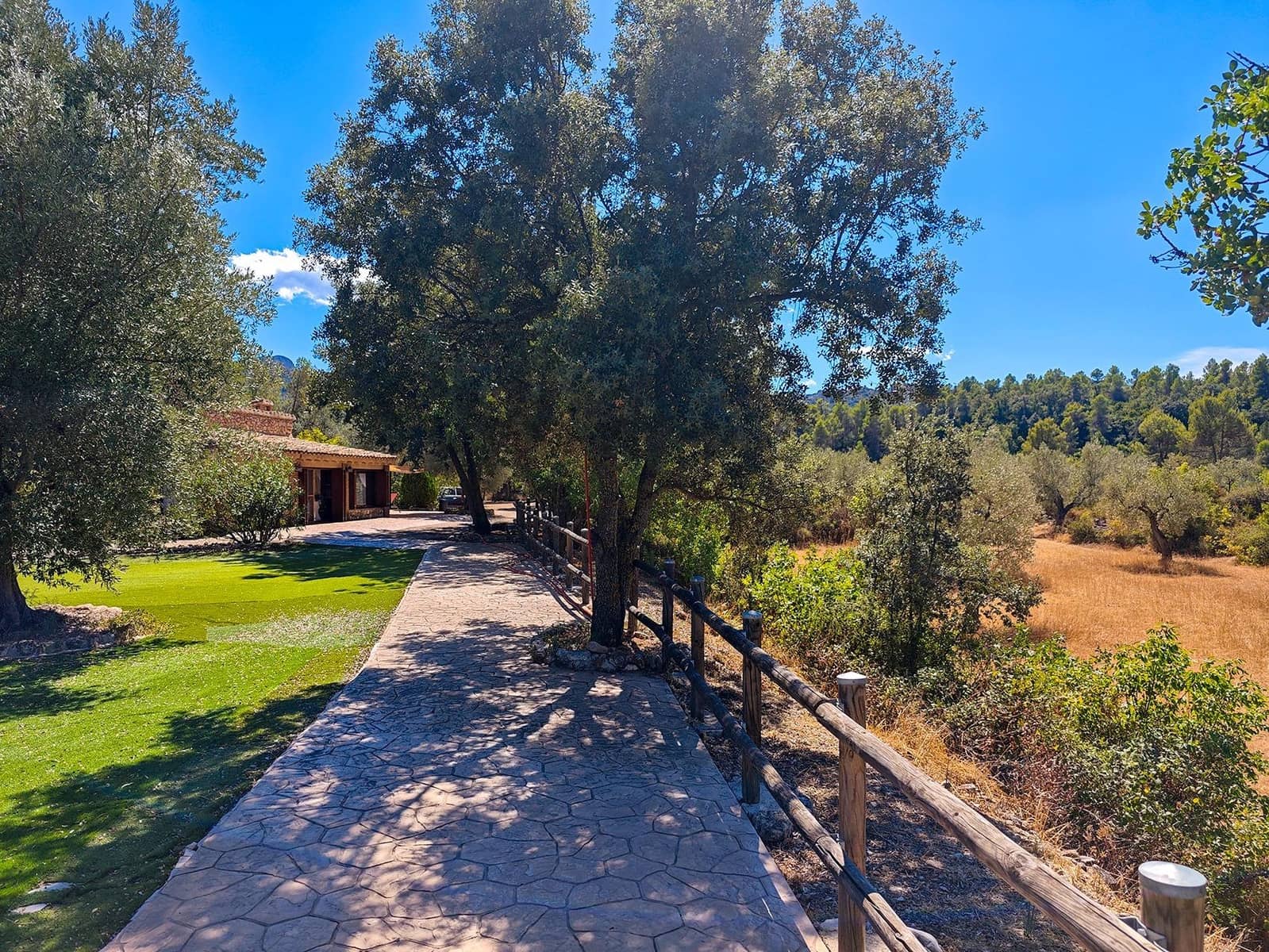 3 bedroom Finca/Country House for sale in Arnes - € 290,000 (Ref: 10043181)
