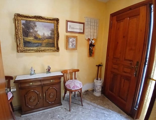 Casa de 4 habitaciones en Valdeltormo en venta - 120.000 € (Ref: 10062179)