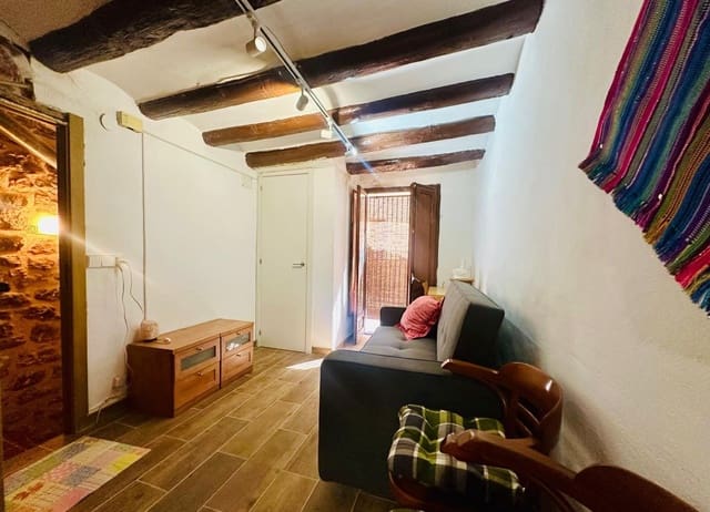 Casa de 3 habitaciones en Cretas en venta - 140.000 € (Ref: 10076598)