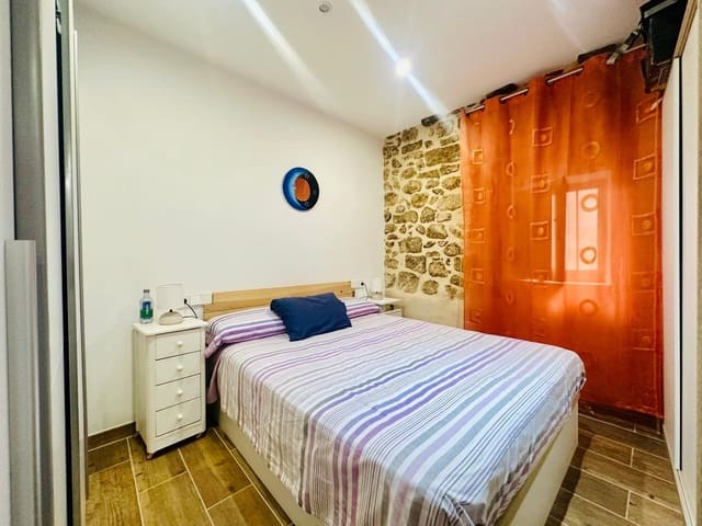Casa de 3 habitaciones en Cretas en venta - 140.000 € (Ref: 10076598)