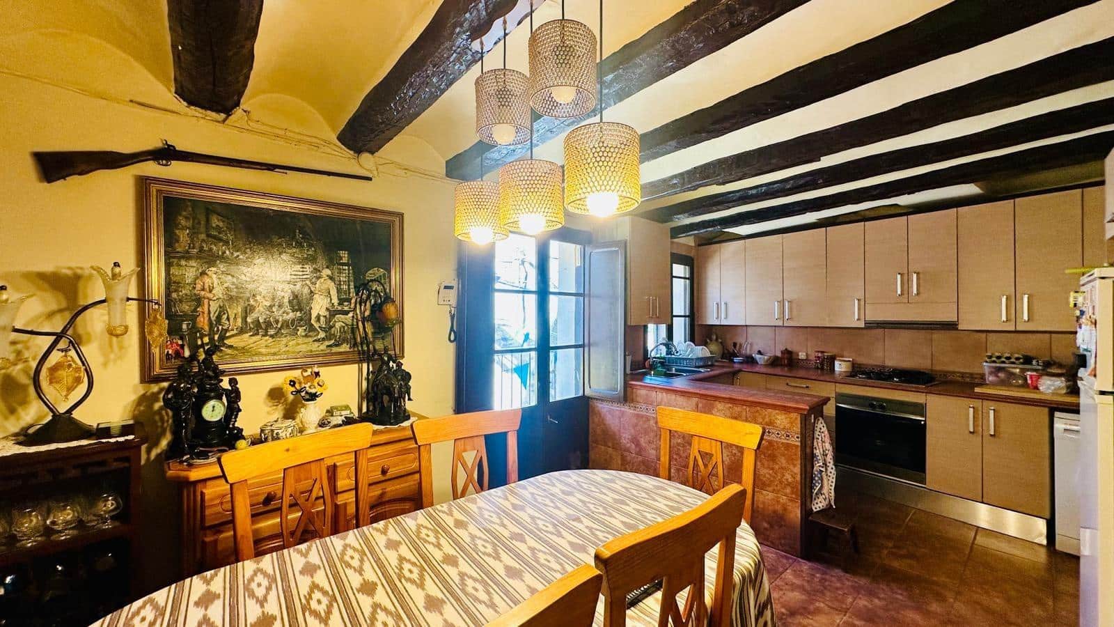 4 bedroom Townhouse for sale in Penarroya de Tastavins - € 150,000 (Ref: 10086376)